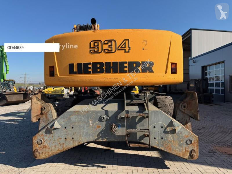 Escavatore Liebherr