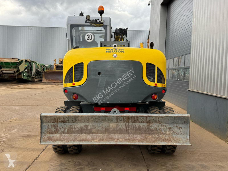 Escavadora Wacker Neuson EW100 E06-03