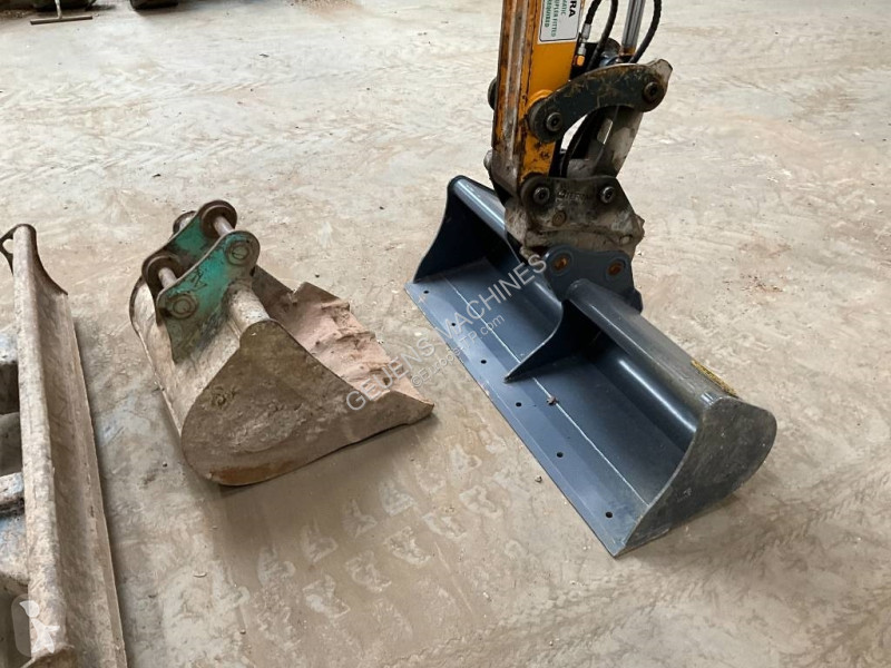 Escavadora Hyundai 30 Z-9