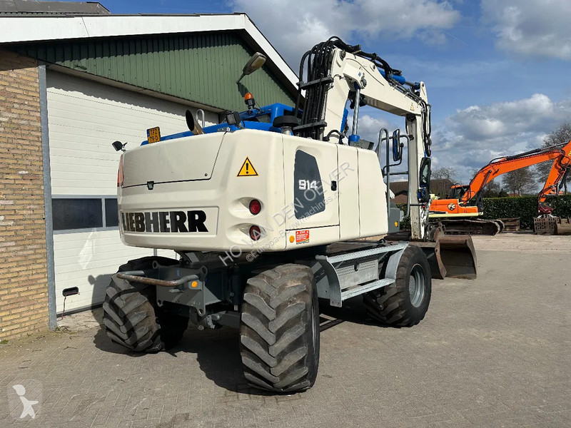 Excavator Liebherr A
