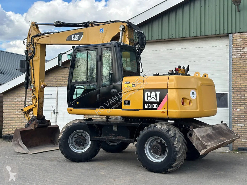Escavatore Caterpillar D