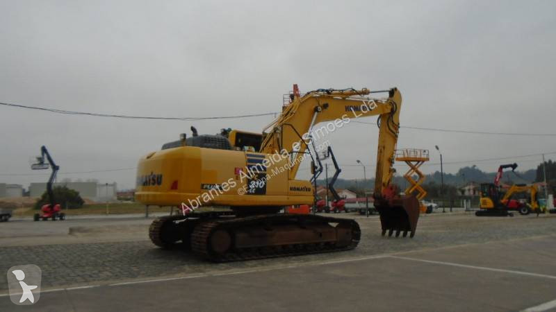 Escavadora Komatsu 210 LC 10