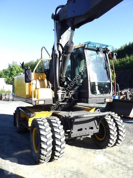 Excavadora Volvo