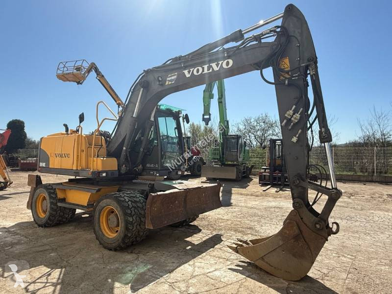 Excavadora Volvo