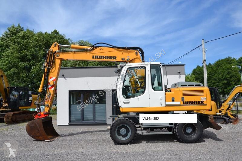 Excavator Liebherr