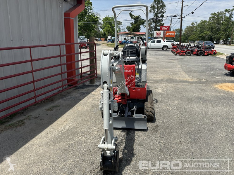 Escavadora Takeuchi TB210R