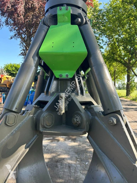 Escavadora  Sennebogen HGT 1400L