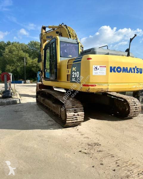 Escavadora Komatsu
