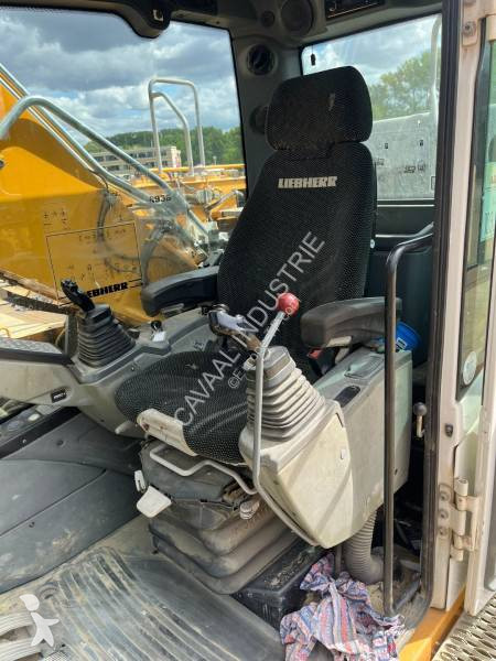 Escavatore Liebherr R936