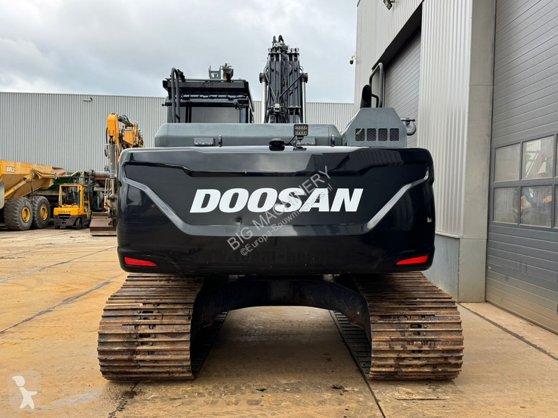 جرافة Doosan -5