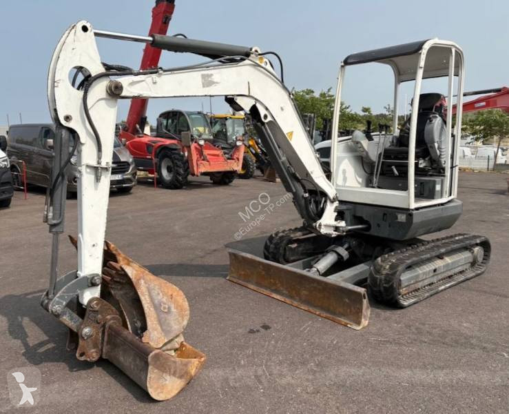 Escavadora Neuson 38Z3
