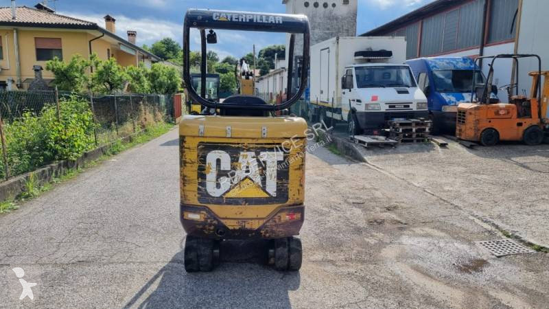 Escavatore Caterpillar