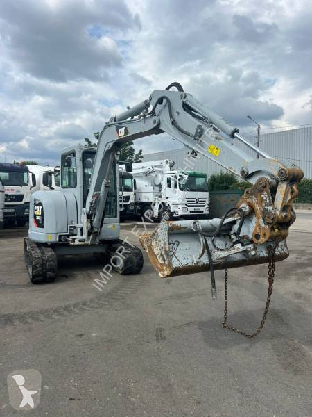 Escavadora Caterpillar