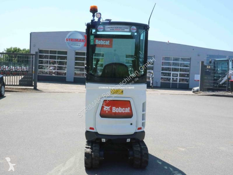 Lopatový nakládač Bobcat E20z