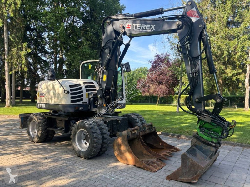 Excavator Terex