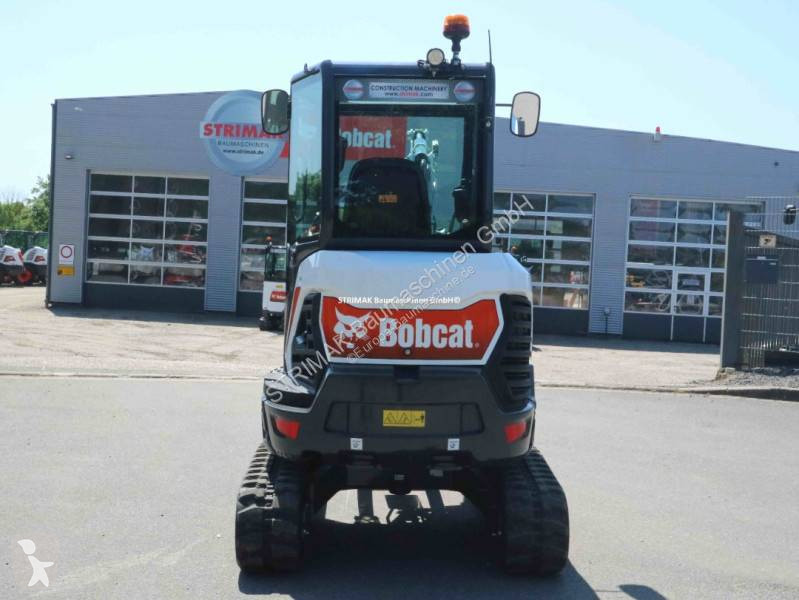 Lopatový nakládač Bobcat E27