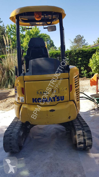 Escavadora Komatsu PC24MR-5