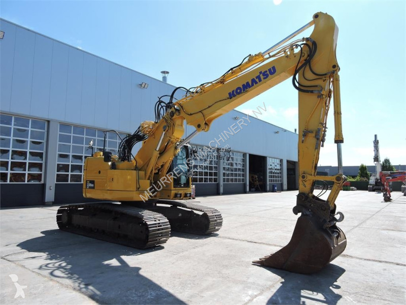 جرافة Komatsu PC228