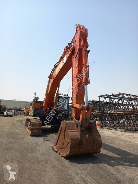 Excavator Hitachi -5G (Abu Dhabi)