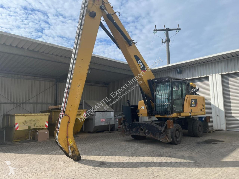 Graafmachine Caterpillar  MH3026