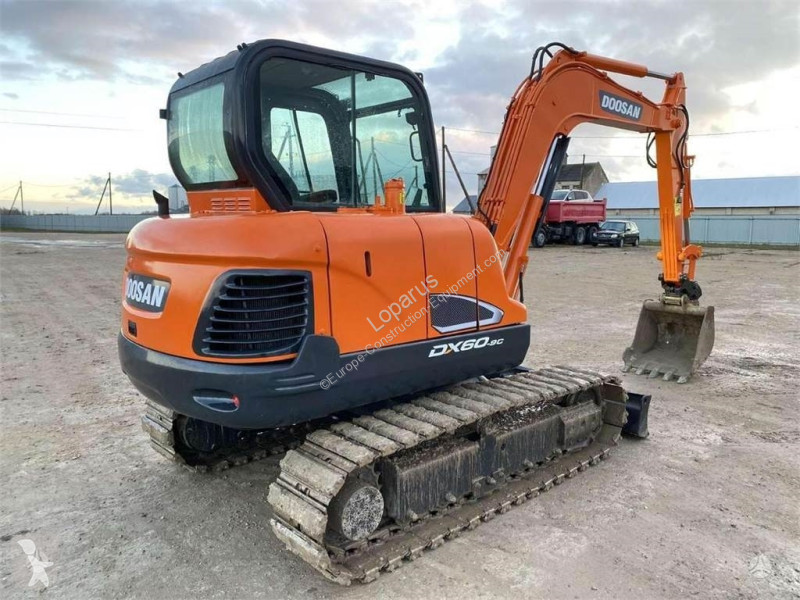 Escavadora Doosan DX 60 C
