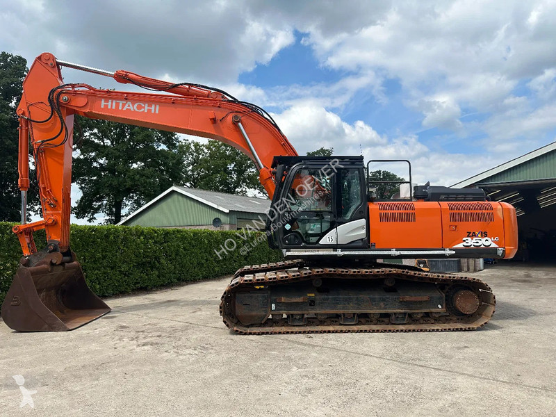 Excavator Hitachi LC-6