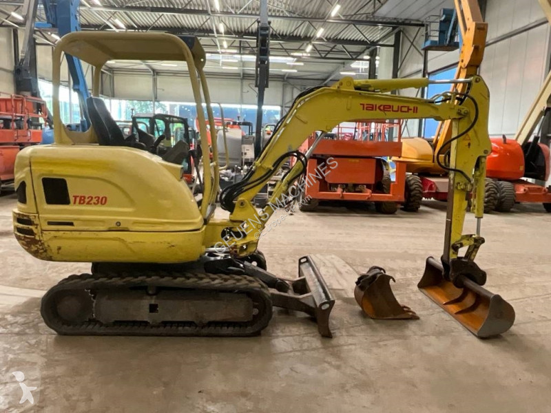 Skovl Takeuchi 230