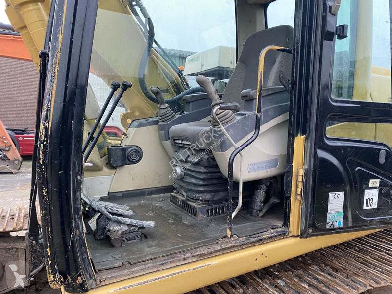 Excavator Caterpillar CAT C 17136 HOURS