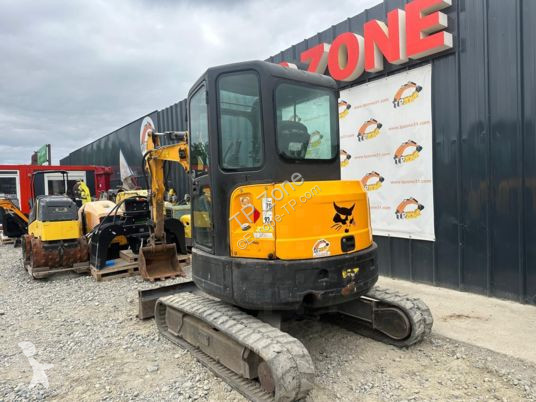 Escavadora Bobcat e35 cabine à 23 500 € ht
