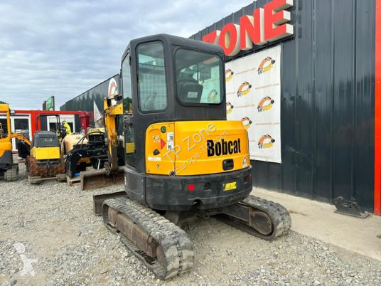 Lopatový nakládač Bobcat e35 cabine à 23500 € ht