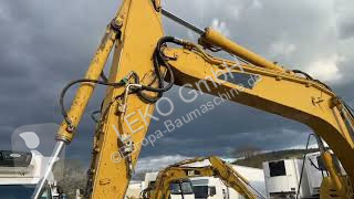 Escavatore Caterpillar C Mit Zwei Löffeln