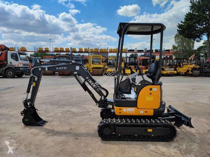 Escavadora Kato  VXE HD 17
