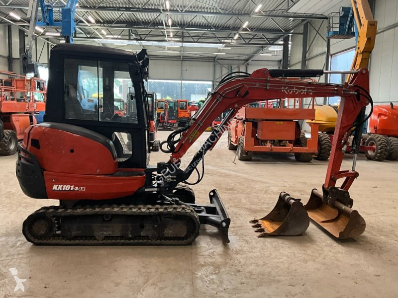 Escavadora Kubota 101-3 A 3