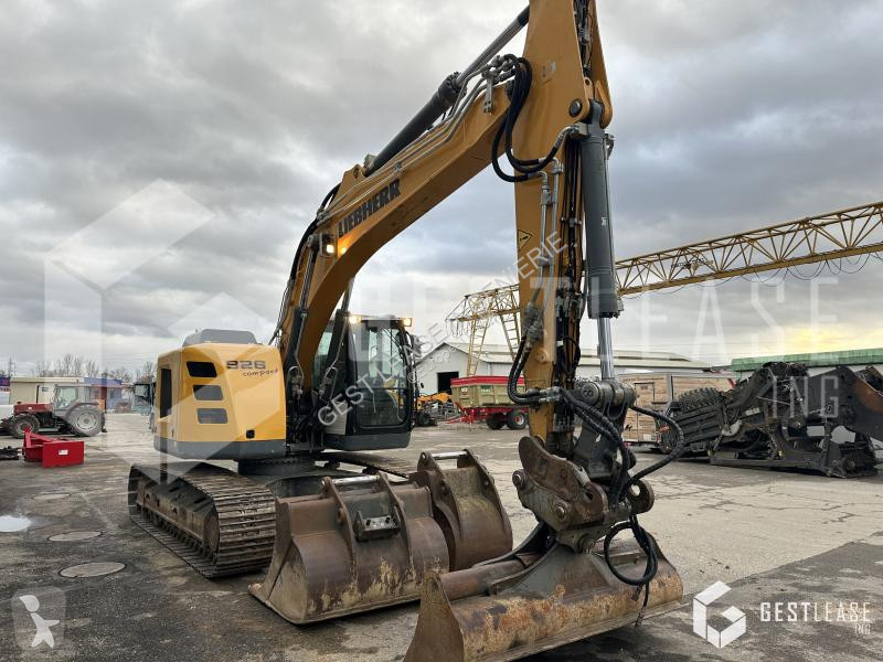 Escavadora Liebherr  R926 COMPACT