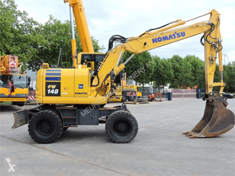 Graafmachine Komatsu PW148