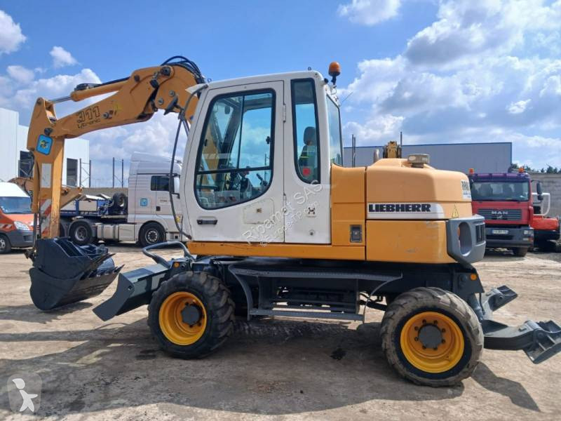 Excavator Liebherr A311