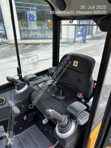 Escavatore JCB 19C-1