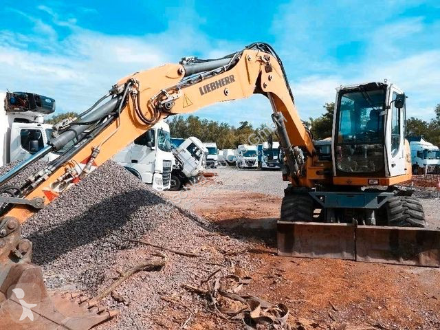 Excavator Liebherr A311