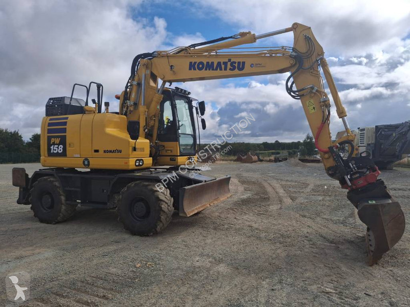 Escavatore Komatsu PW158-11