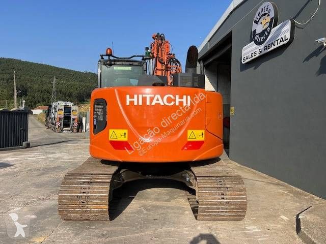 Escavadora Hitachi ZX135-6