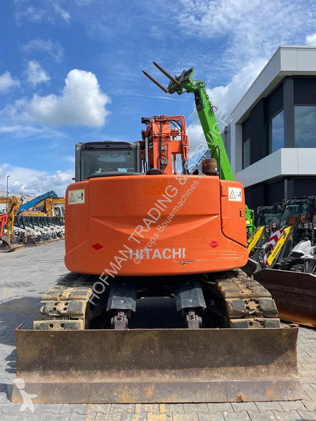 Excavadora Hitachi -3