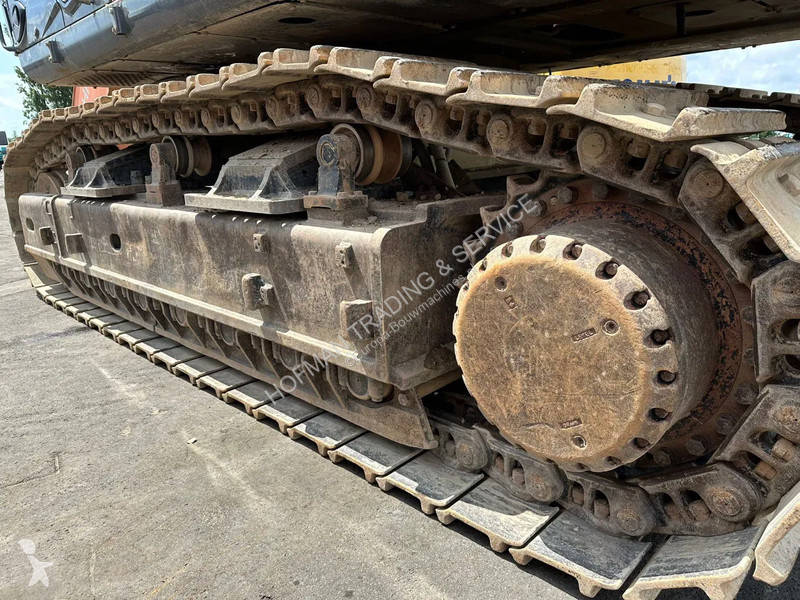 جرافة Hitachi ZX670CH-3