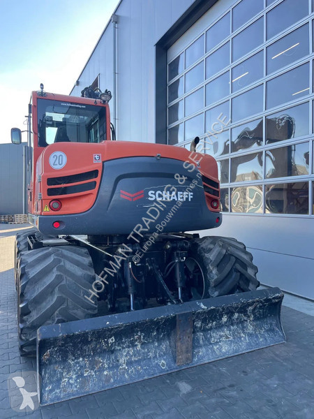 Excavator Terex