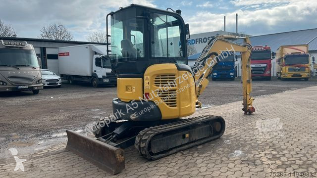 Escavadora Komatsu PC35MR-3 PC35MR Minibagger...