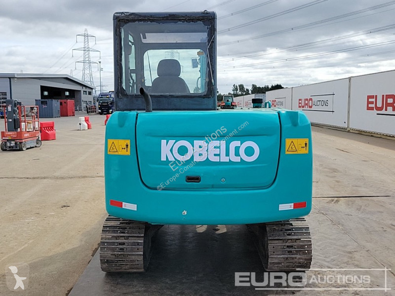 Escavadora Kobelco -8