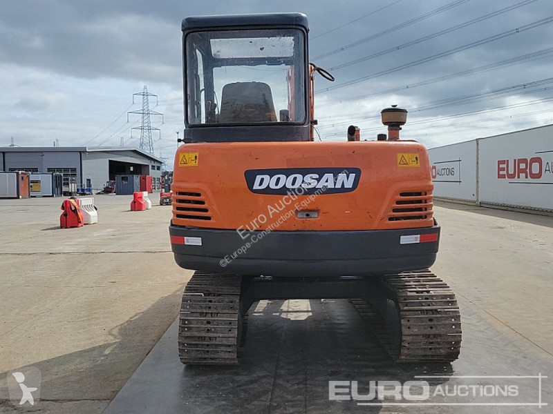 جرافة Doosan DH55-V