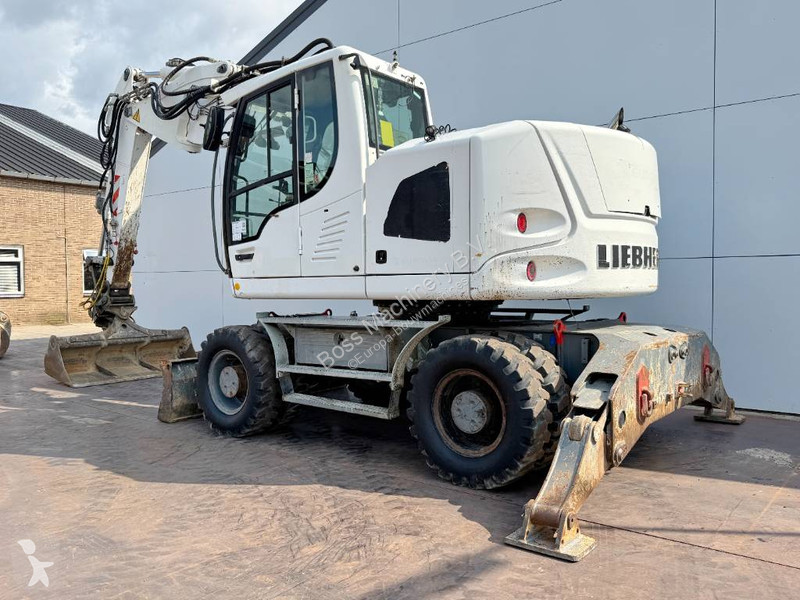 Lopatový nakládač Liebherr A918 Compact - 4...