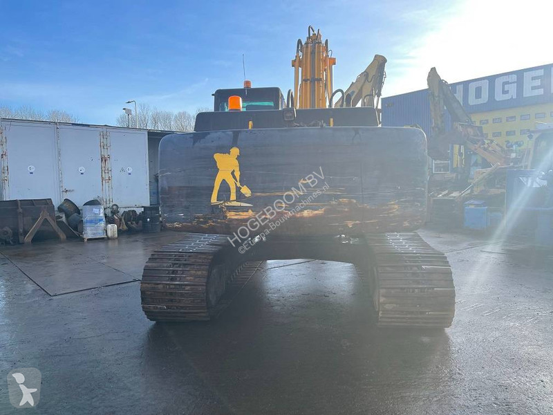 Excavator JCB