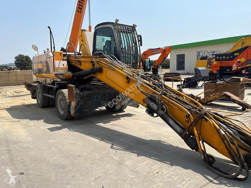 Escavatore JCB