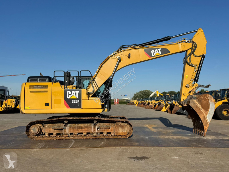 Graafmachine Caterpillar 326FL